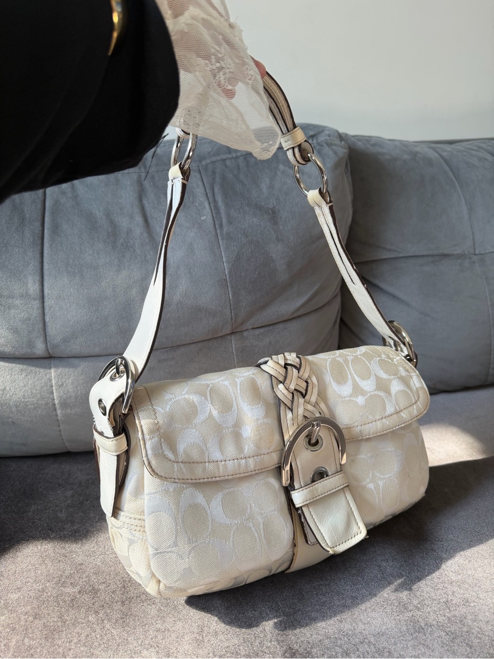 Coach Soho Flap Braided Buckle Signature White - Picture 1 of 6